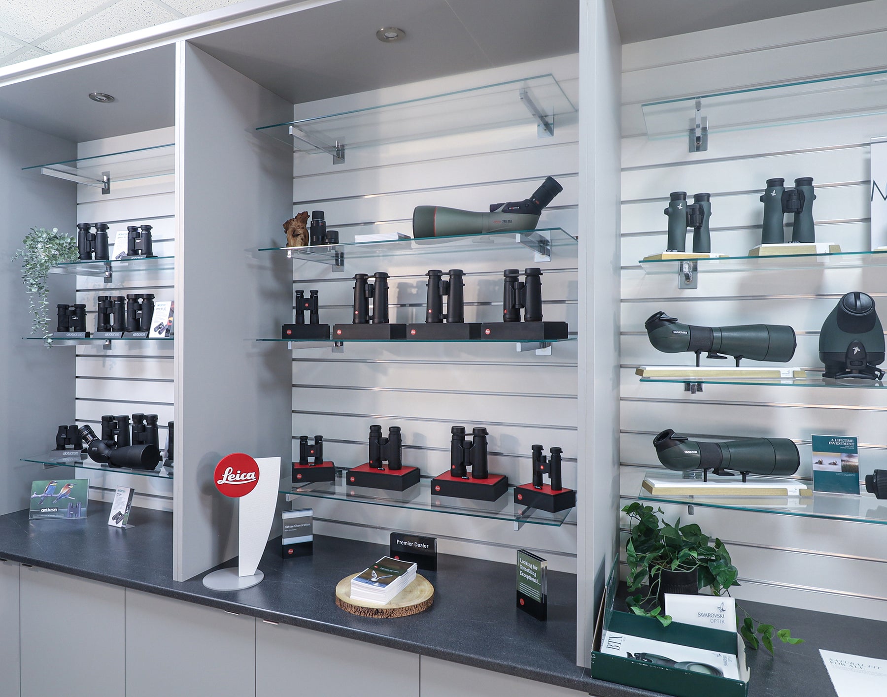 Exploring the South West Optics Showroom: Where Clarity Meets Choice