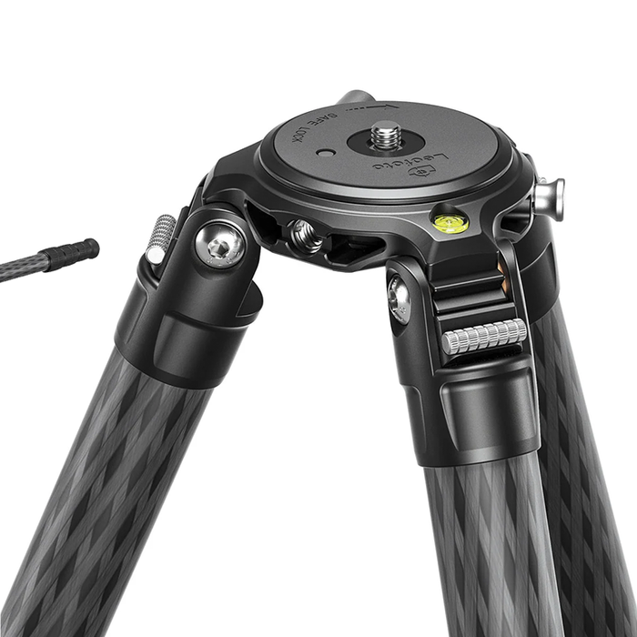 Leofoto LM-324CL Tripod Review: Tall and Tough