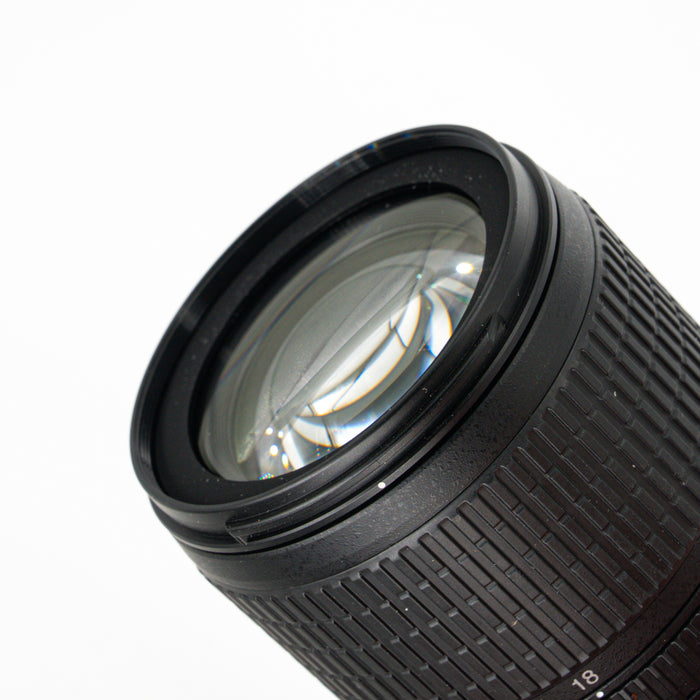 Pre-Owned Nikon The Nikon AF-S DX NIKKOR 18-105mm f/3.5-5.6G ED VR - SWO2H84