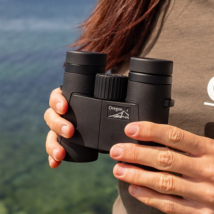 Opticron Oregon 4 PC Oasis 8x32 Binoculars