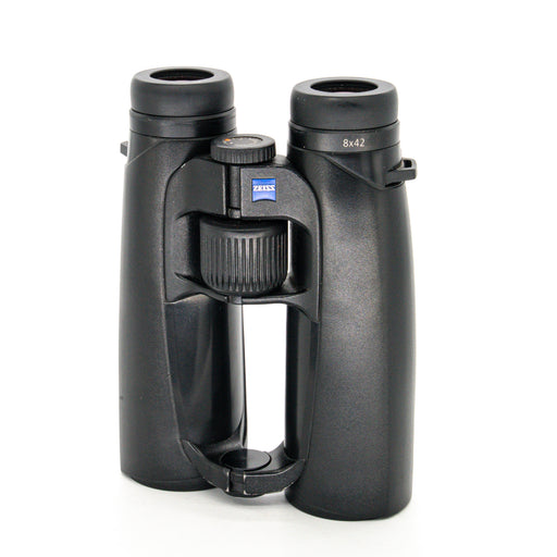 Pre-Owned Zeiss Victory SF 8x42 Binoculars - Black - SWO2H74