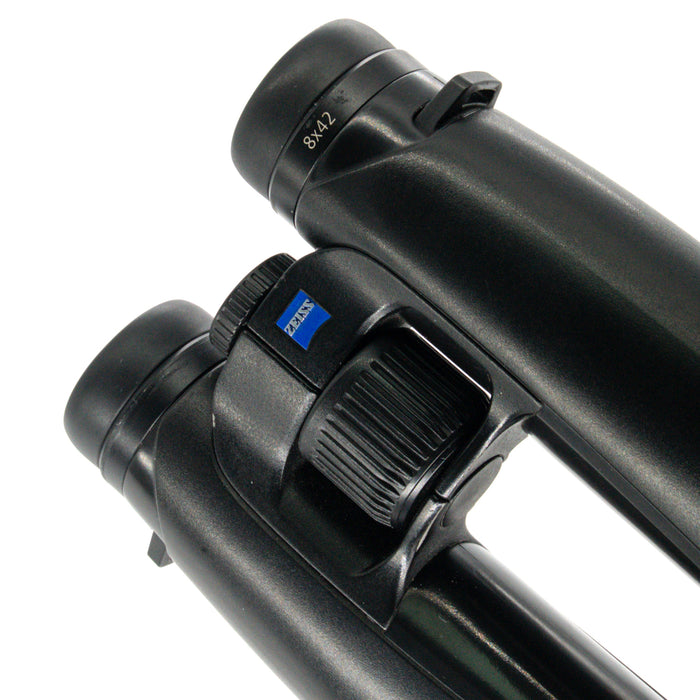 Pre-Owned Zeiss Victory SF 8x42 Binoculars - Black - SWO2H74