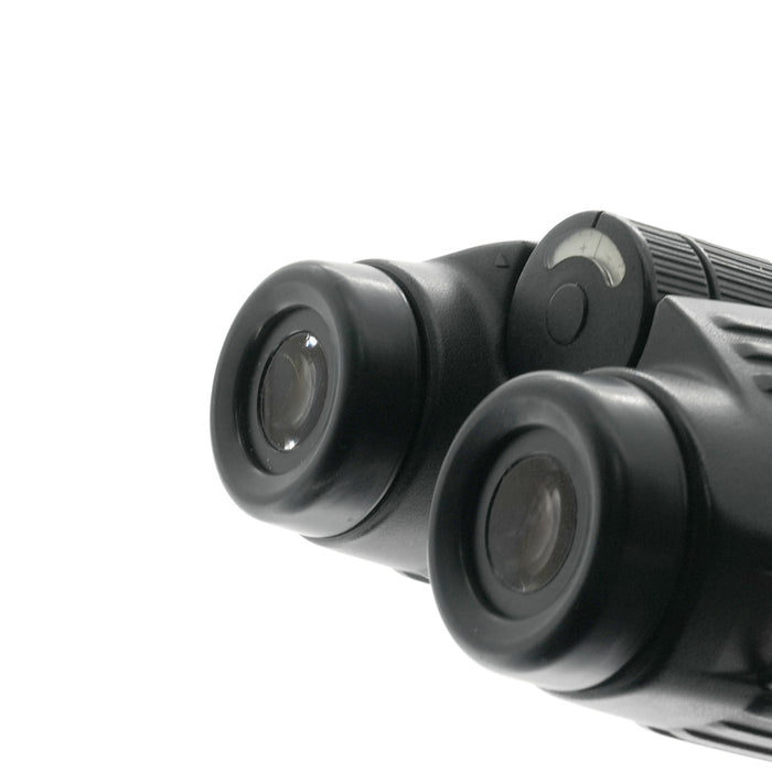 Pre-Owned Leica Trinovid 10x42 BA (Black) Binoculars with soft Leica pouch (Green black spot) - SWO2H78