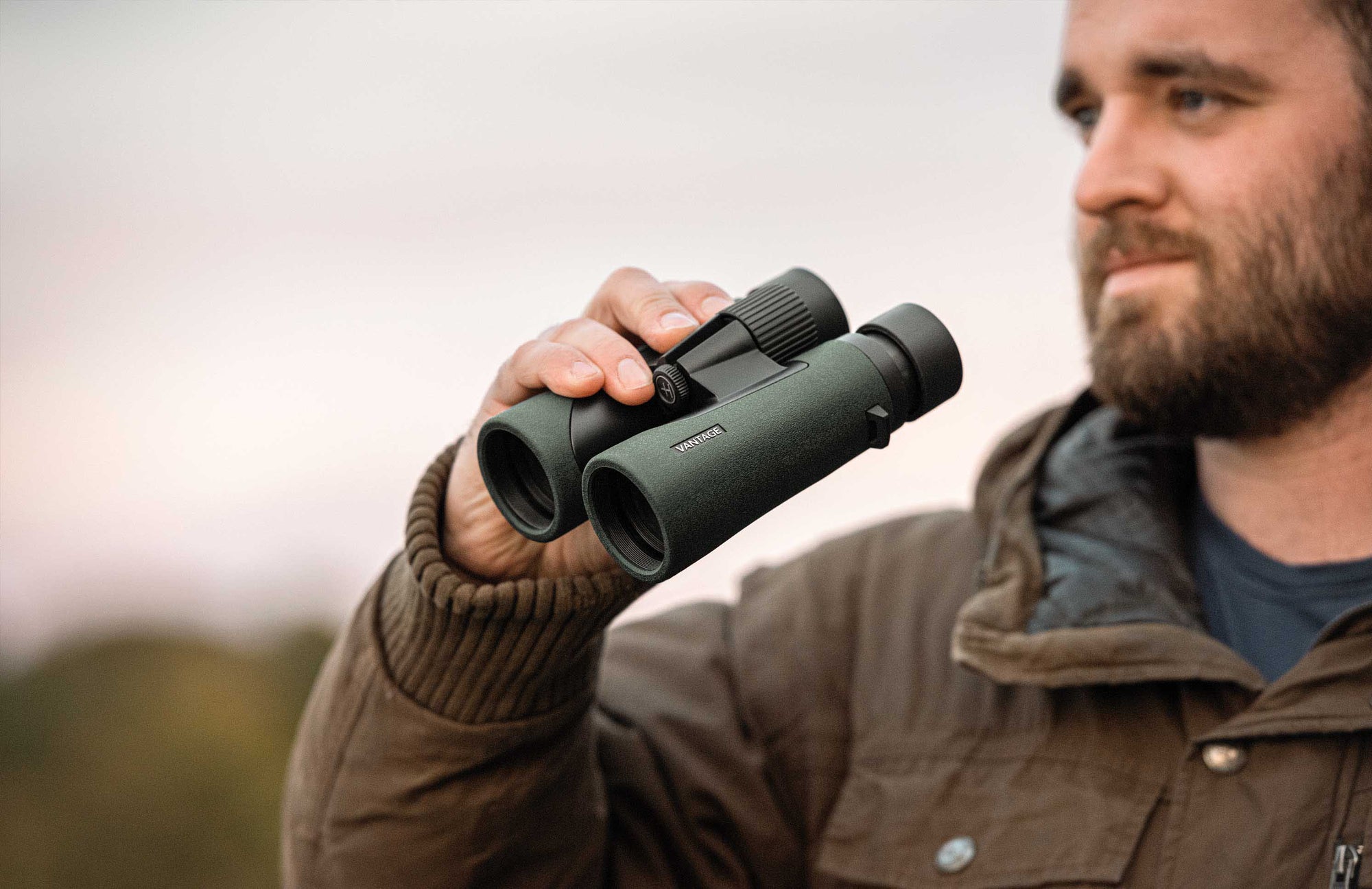 Why are Close-Focus Binoculars Important? Discover Key Benefits